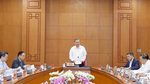 Tổng Bí thư Tô Lâm: Cần có chiến lược cụ thể nhằm tái cơ cấu nền kinh tế